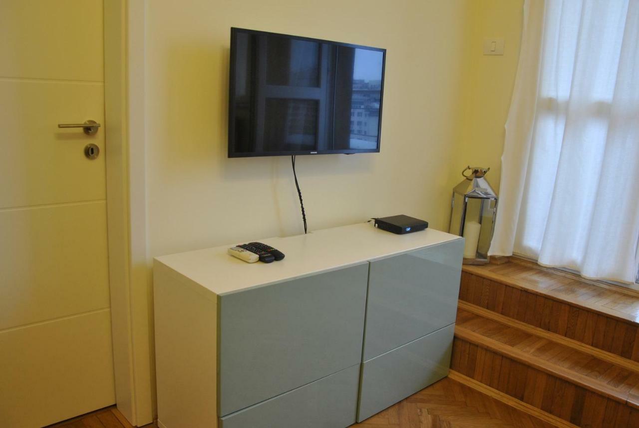 Super Central & Modern Apartment - Great View บูคาเรสต์ ภายนอก รูปภาพ